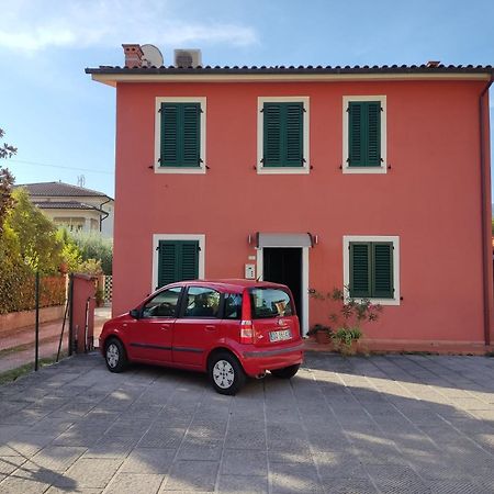 הוילה לוקה La Casa Delle Buone Letture מראה חיצוני תמונה