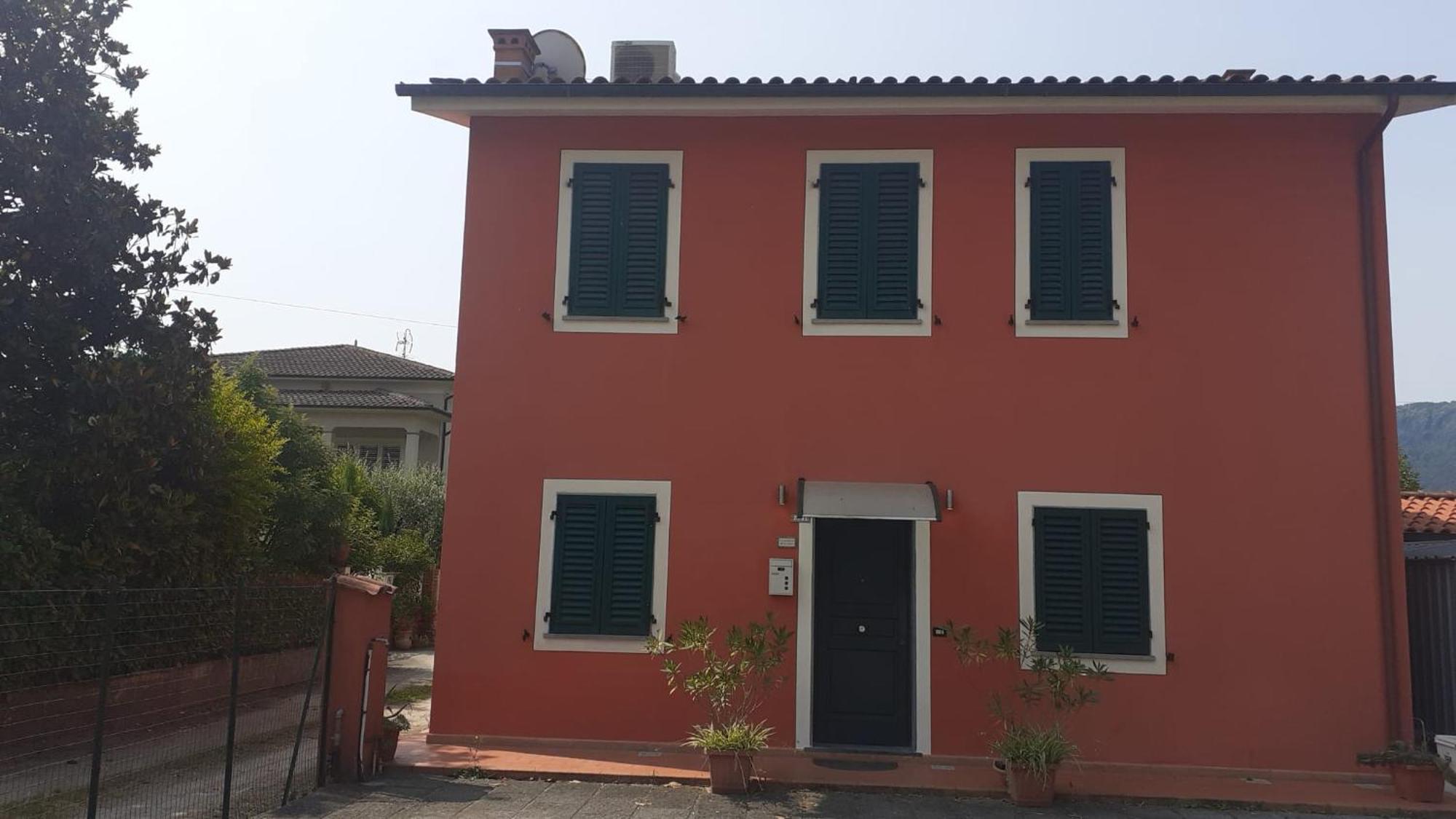 הוילה לוקה La Casa Delle Buone Letture מראה חיצוני תמונה